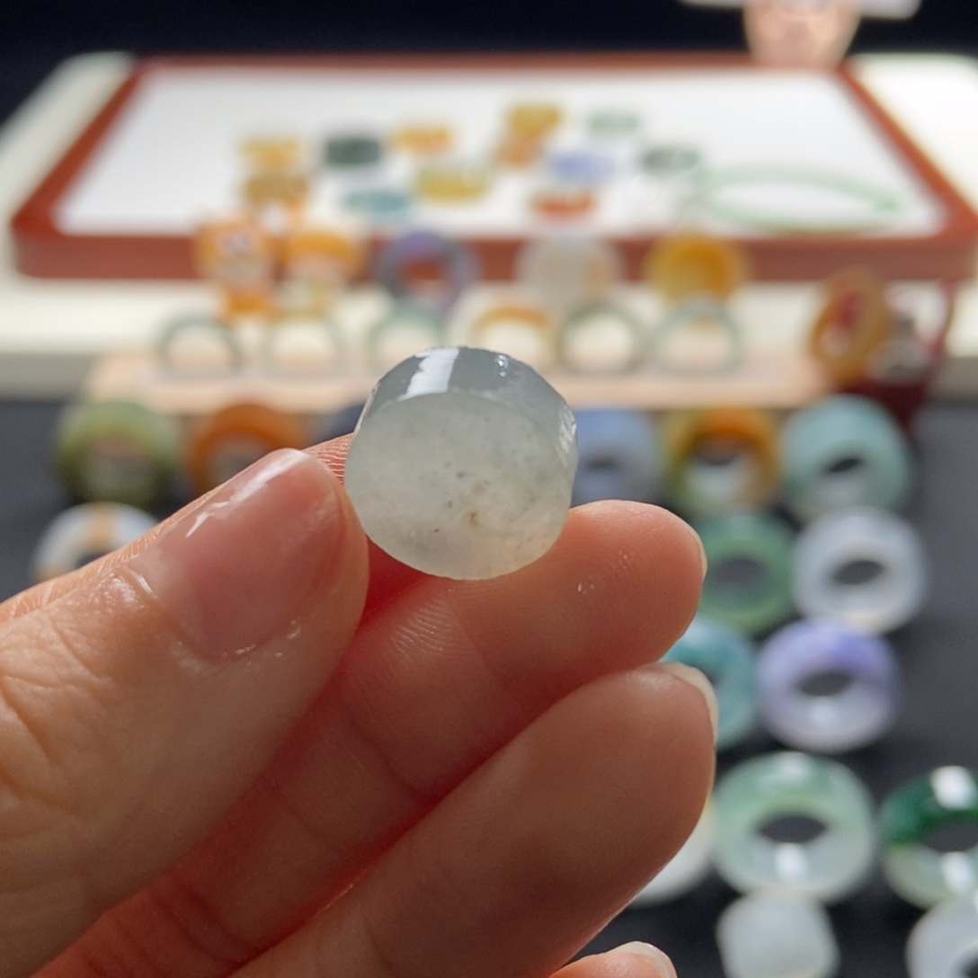 定制翡翠未镶嵌定制