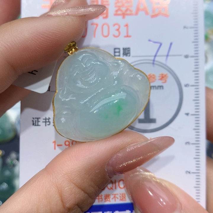 翡翠颈饰18K金镶嵌佛公