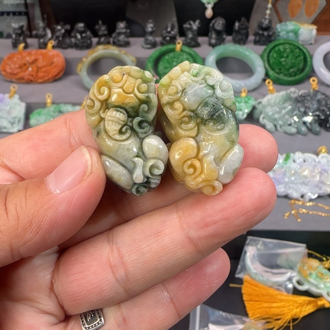 定制翡翠未镶嵌仿古