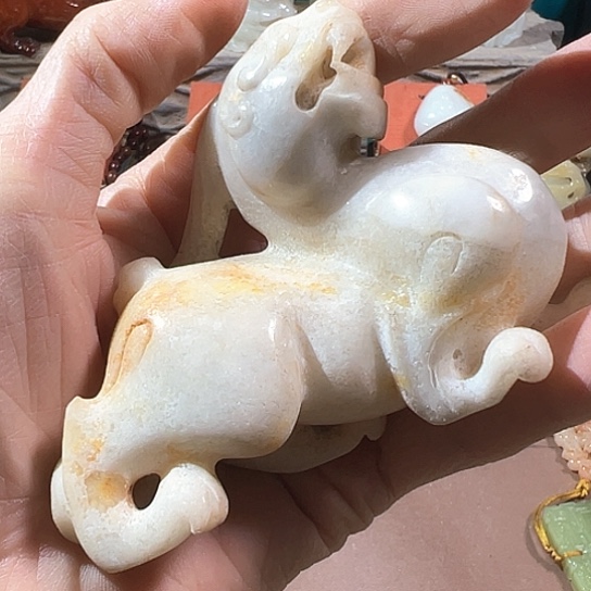 和田玉（糖玉）挂件未镶嵌