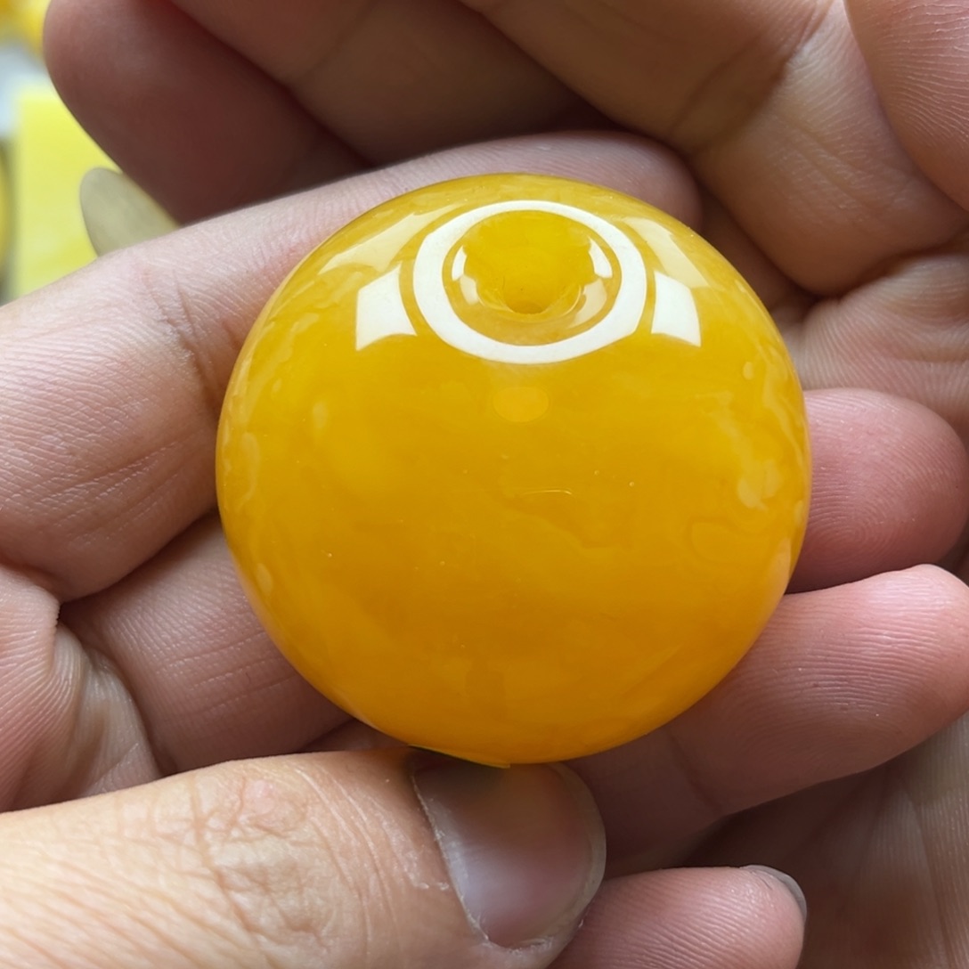 蜜蜡珠宝奇石未镶嵌