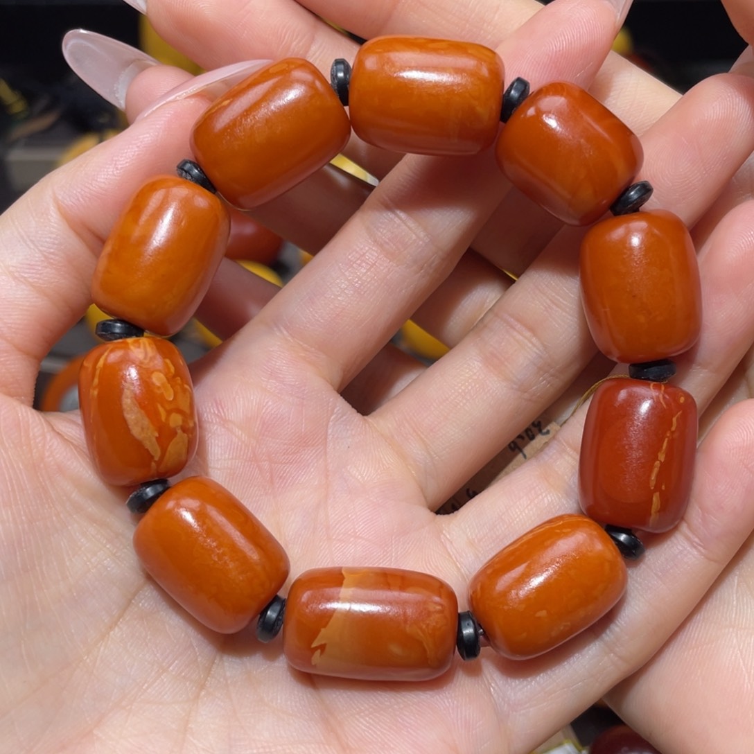 【闪购商品】琥珀裸石未镶嵌刘*根手串