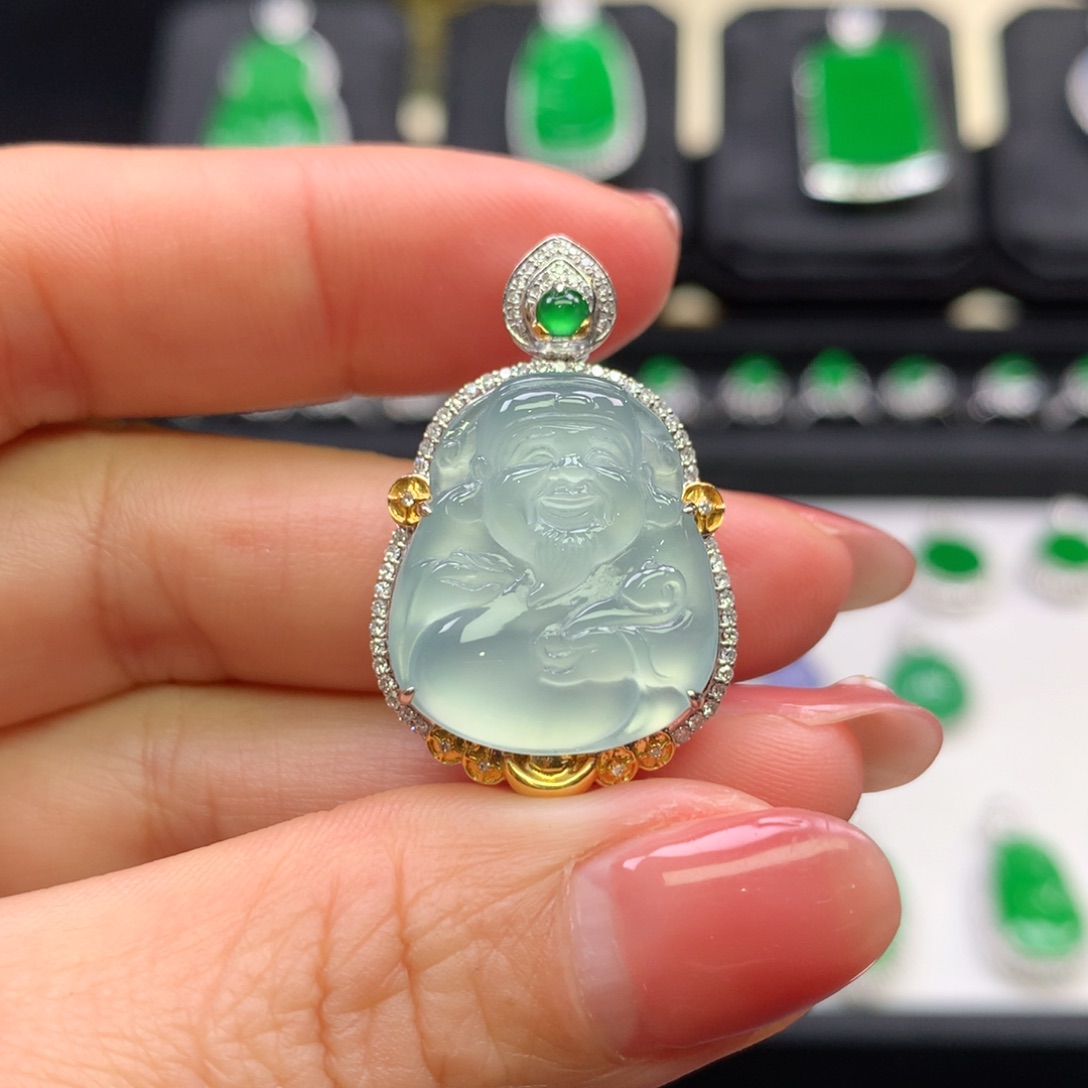 翡翠吊坠(不含链)18K金镶嵌