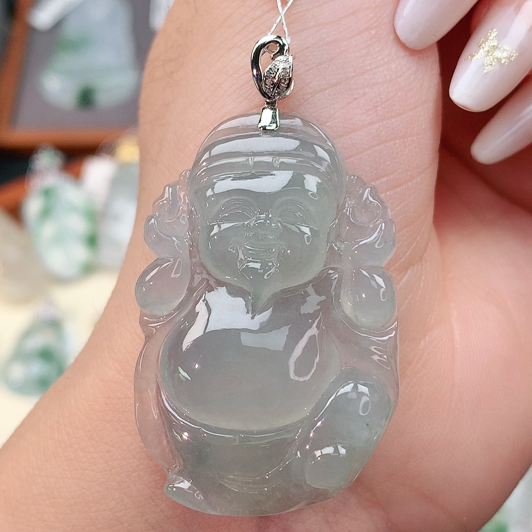 颈饰18K金镶嵌翡翠财神爷