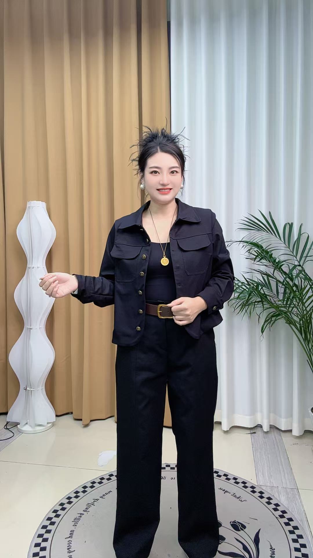 胖mm大码女装秋季时尚休闲显瘦单排扣翻领工装外套阔腿裤两件套装