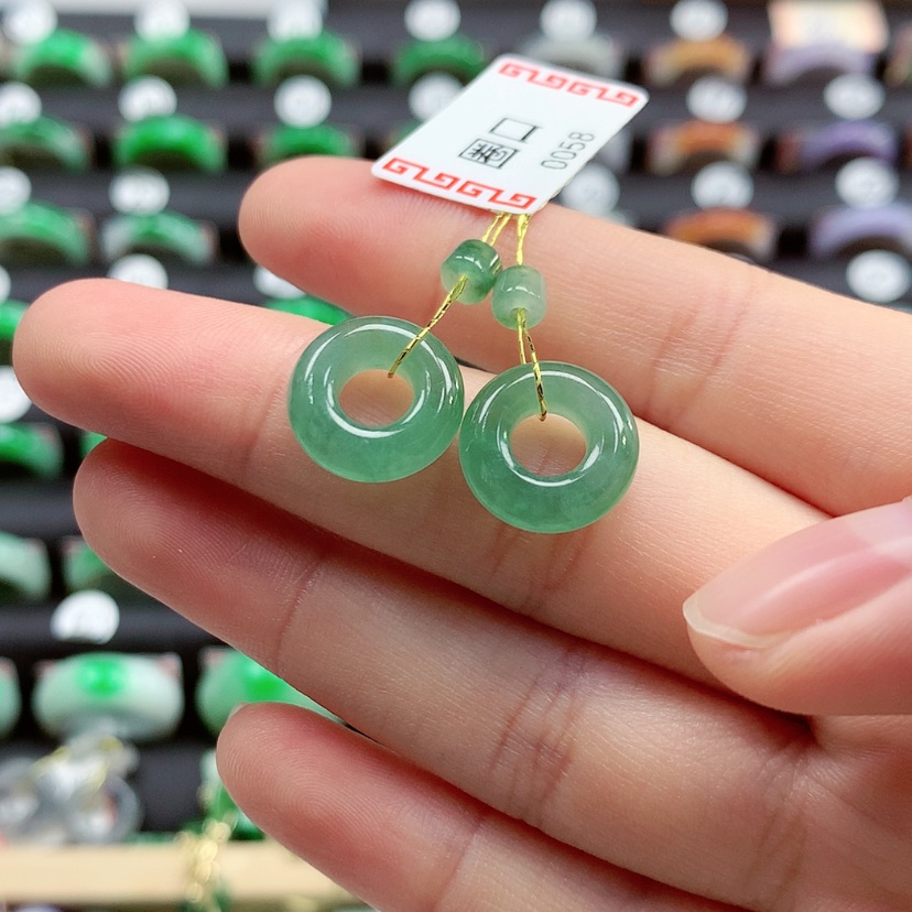 【闪购商品】翡翠戒指未镶嵌甜甜圈一对