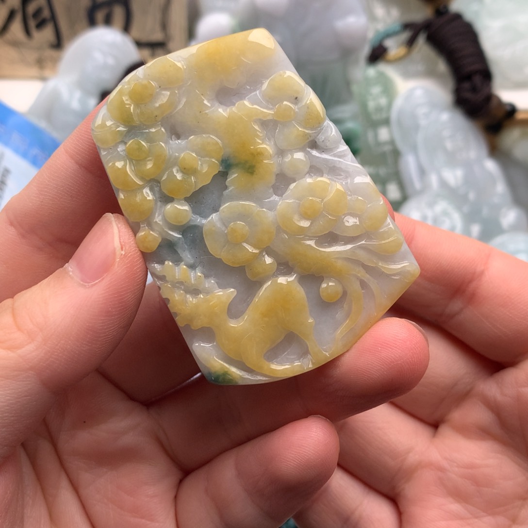 吊坠(不含链)未镶嵌翡翠