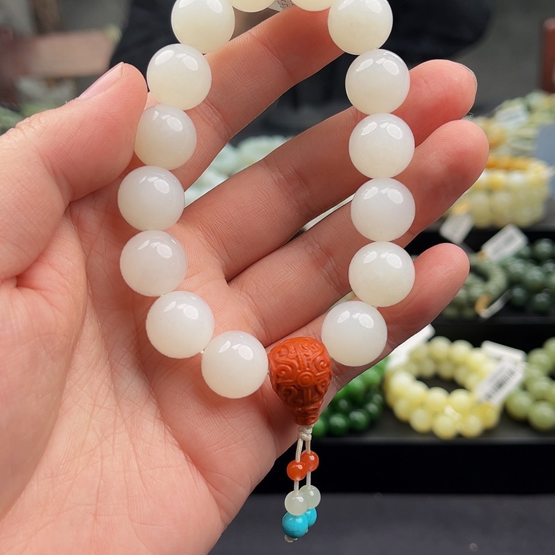 和田玉手串未镶嵌