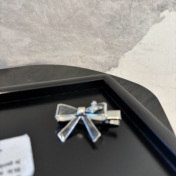 黑蝴蝶结星球发夹FJ1383（一个）