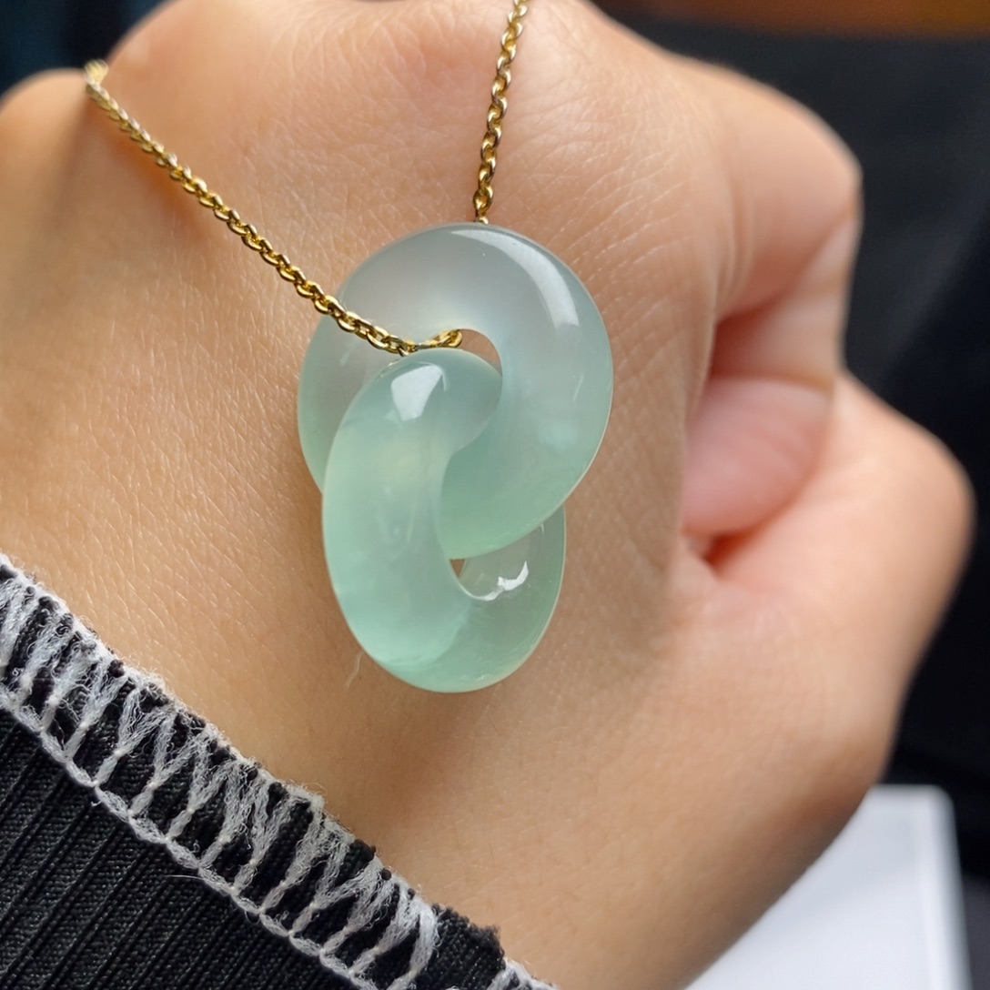 翡翠未镶嵌吊坠(不含链)冰胶晴底环环相扣