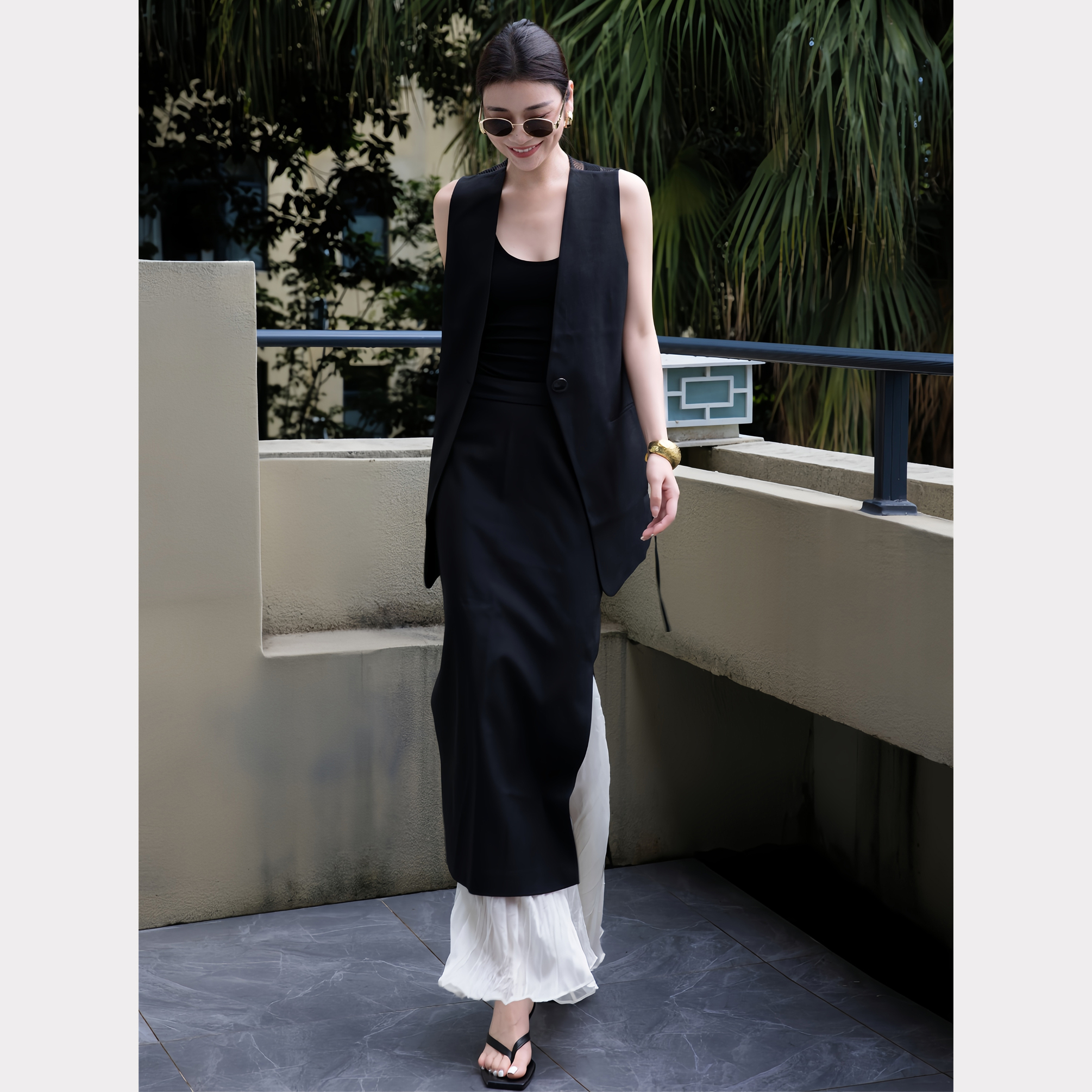 ZEROYK时尚套装女设计感御姐气质无袖上衣开叉拼纱半裙休闲两件套