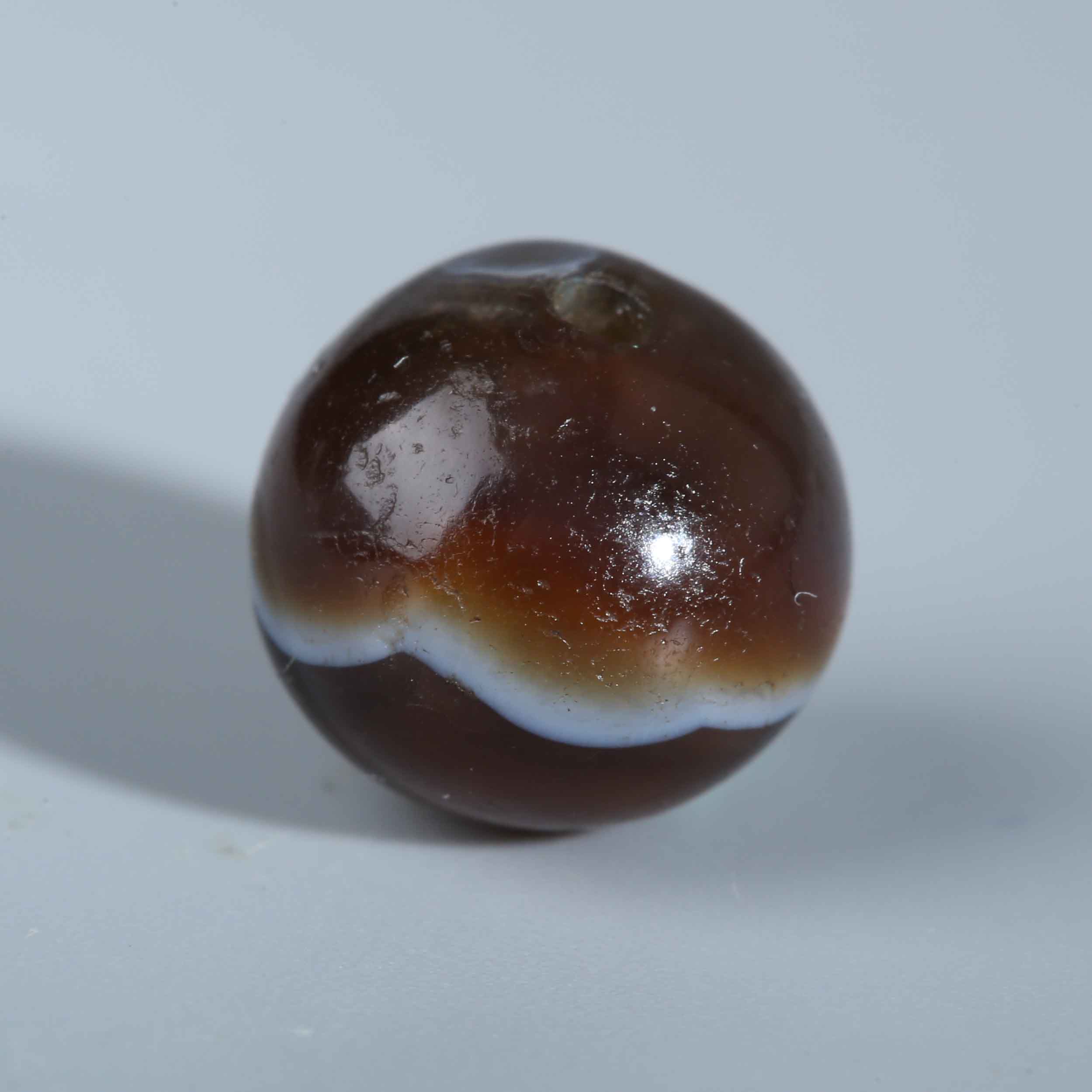 H12-072  阿契美尼德文明一线缠丝玛瑙圆珠 9.9*9.5mm