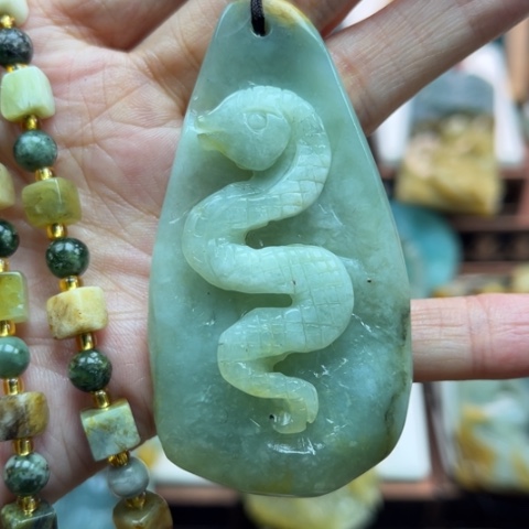 岫玉挂件未镶嵌挂件