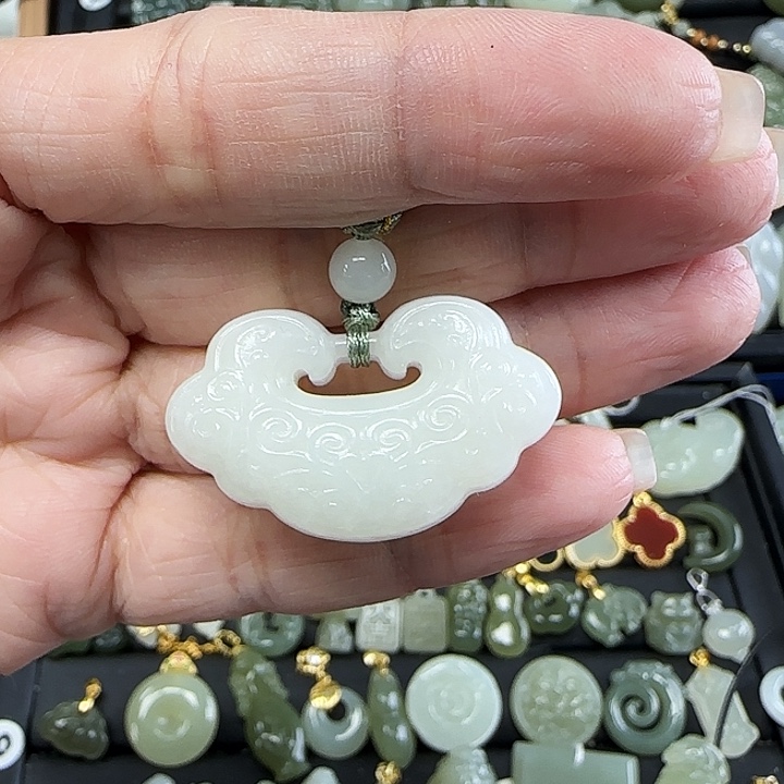 和田玉吊坠(不含链)未镶嵌