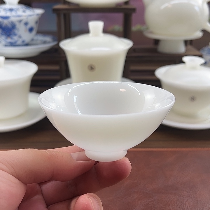 上釉璞玉瓷90ml斗笠主人杯