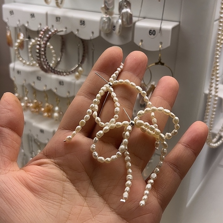 银S925镶嵌耳饰淡水珍珠