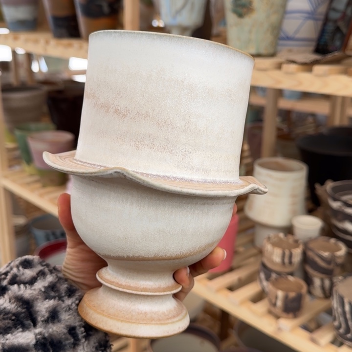 景德镇桌面陶瓷花盆