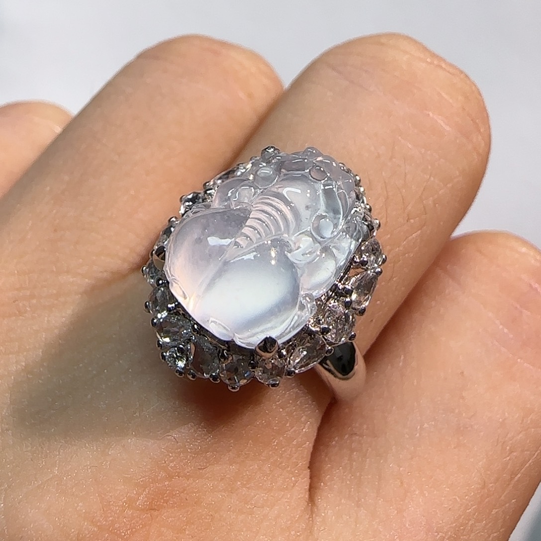 翡翠18K金镶嵌戒指貔貅