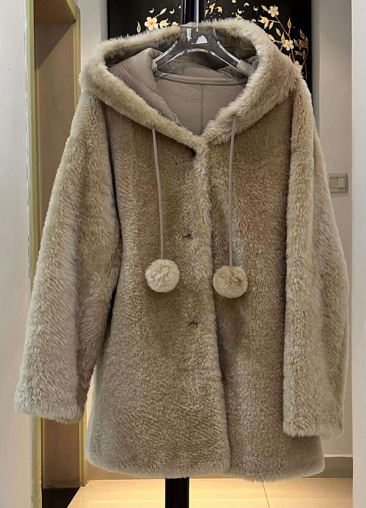 连帽原毛皮草外套直播间扣号拍、请勿私拍（不包邮）