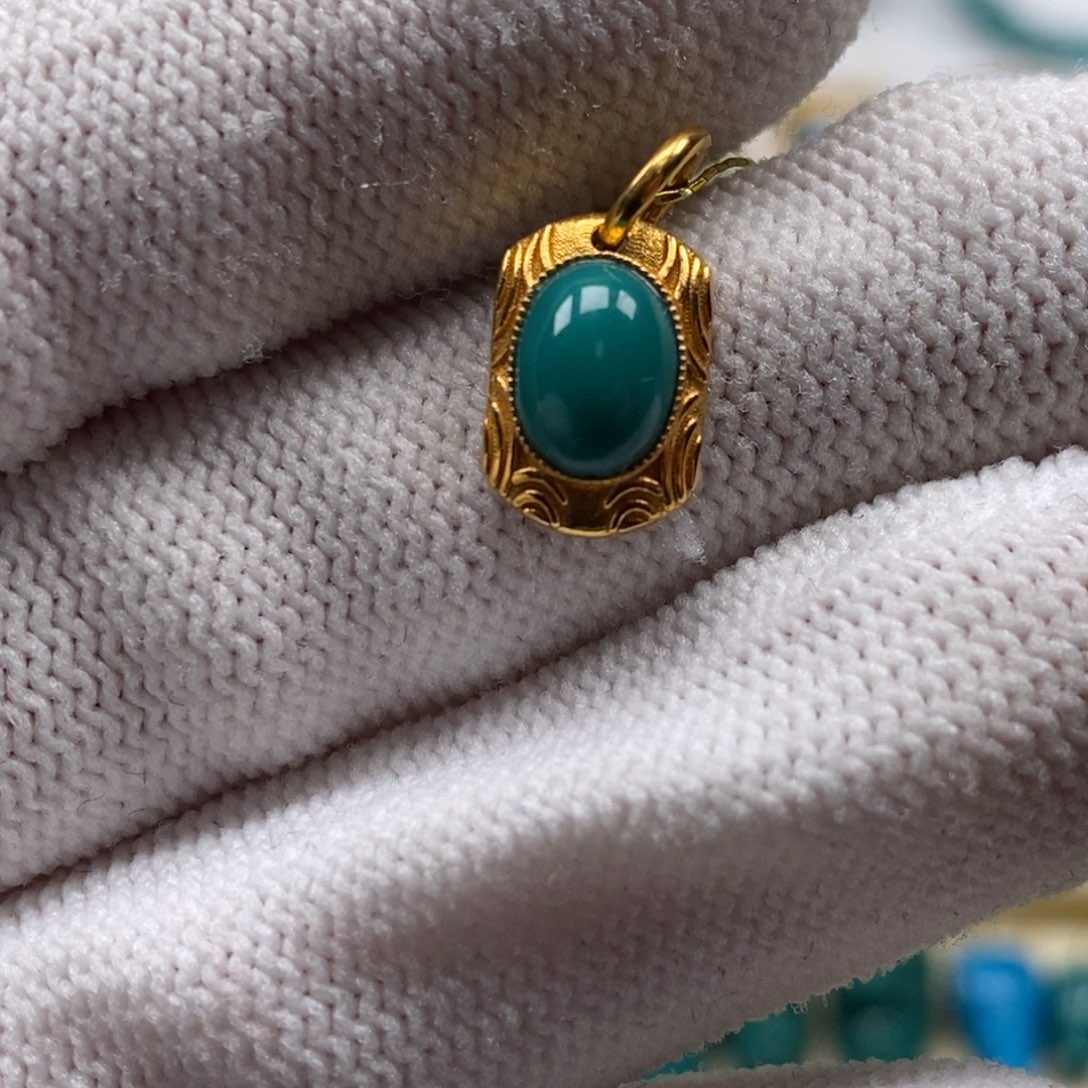 绿松石未镶嵌珠宝奇石A910