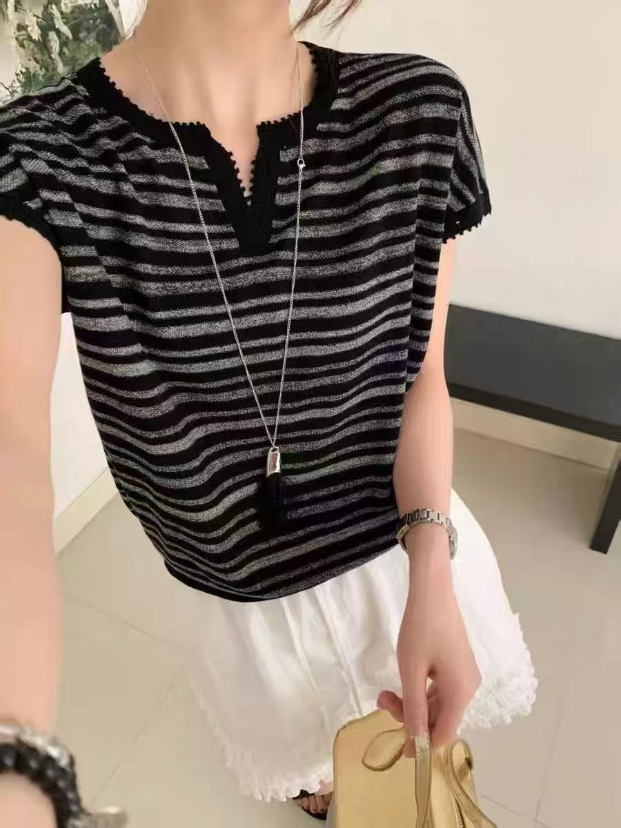 仓美美女装-条纹剪刀领气质百搭短袖T恤
