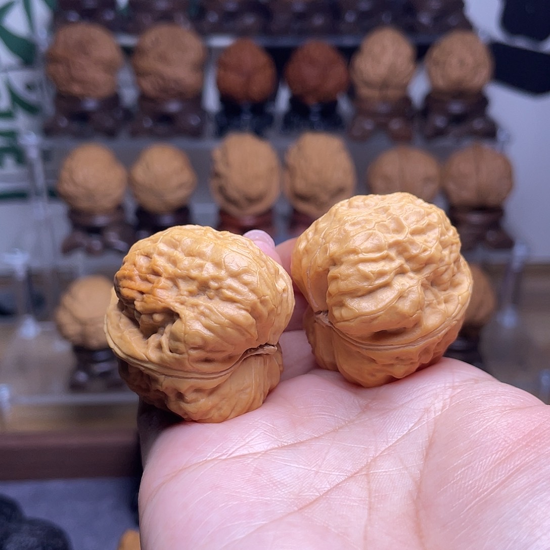 文玩核桃把件11…………38mm