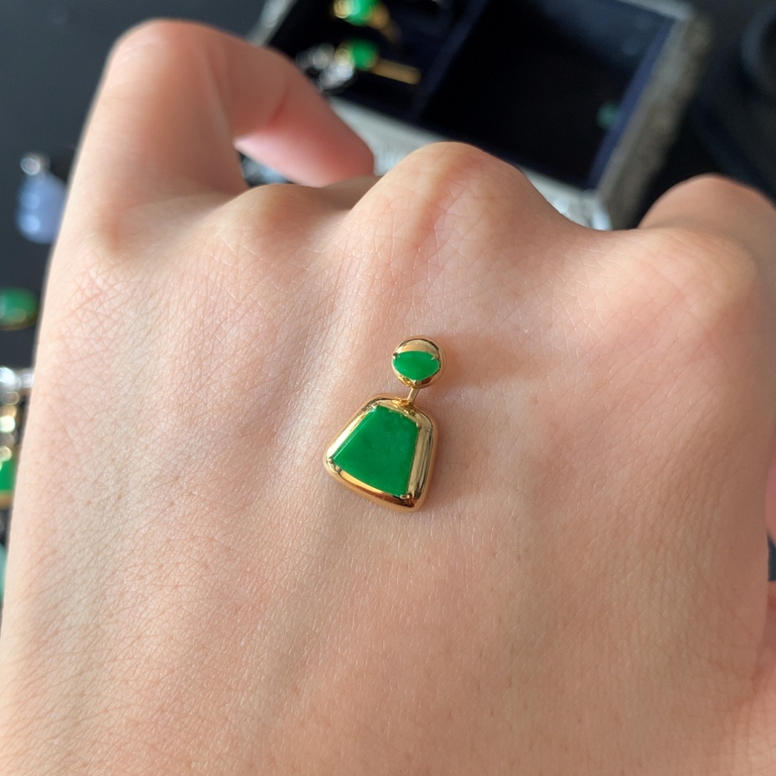 翡翠18K金镶嵌吊坠(不含链)