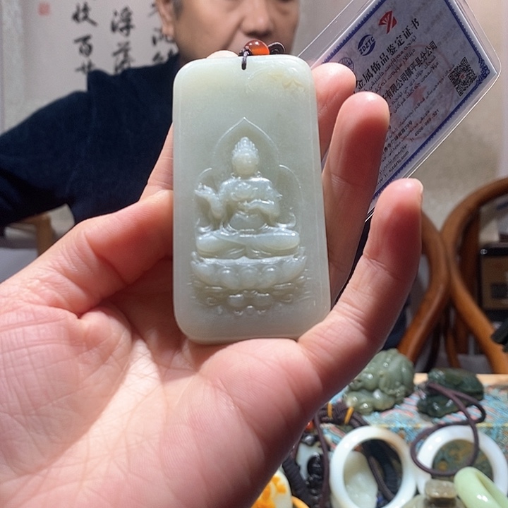 和田玉颈饰未镶嵌