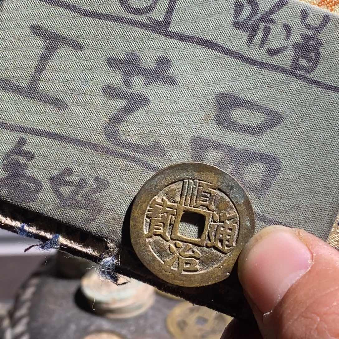 大叶紫檀（黑酸枝木类）定制版顺治啊东