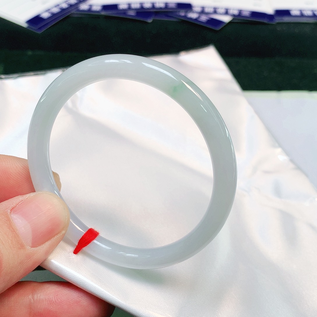 翡翠未镶嵌手镯翡翠手镯未镶嵌