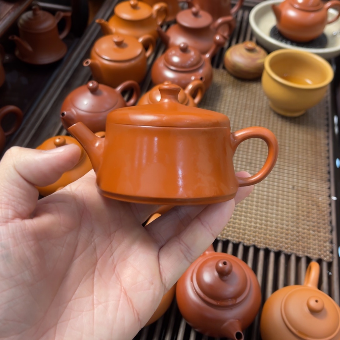 行*潮州手拉壶。  云柱。2