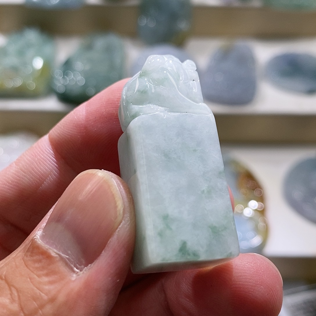 【闪购商品】翡翠颈饰未镶嵌11111111111