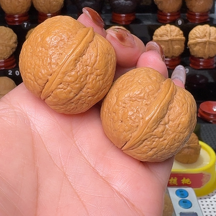 把件文玩核桃光头强37尺…………09号