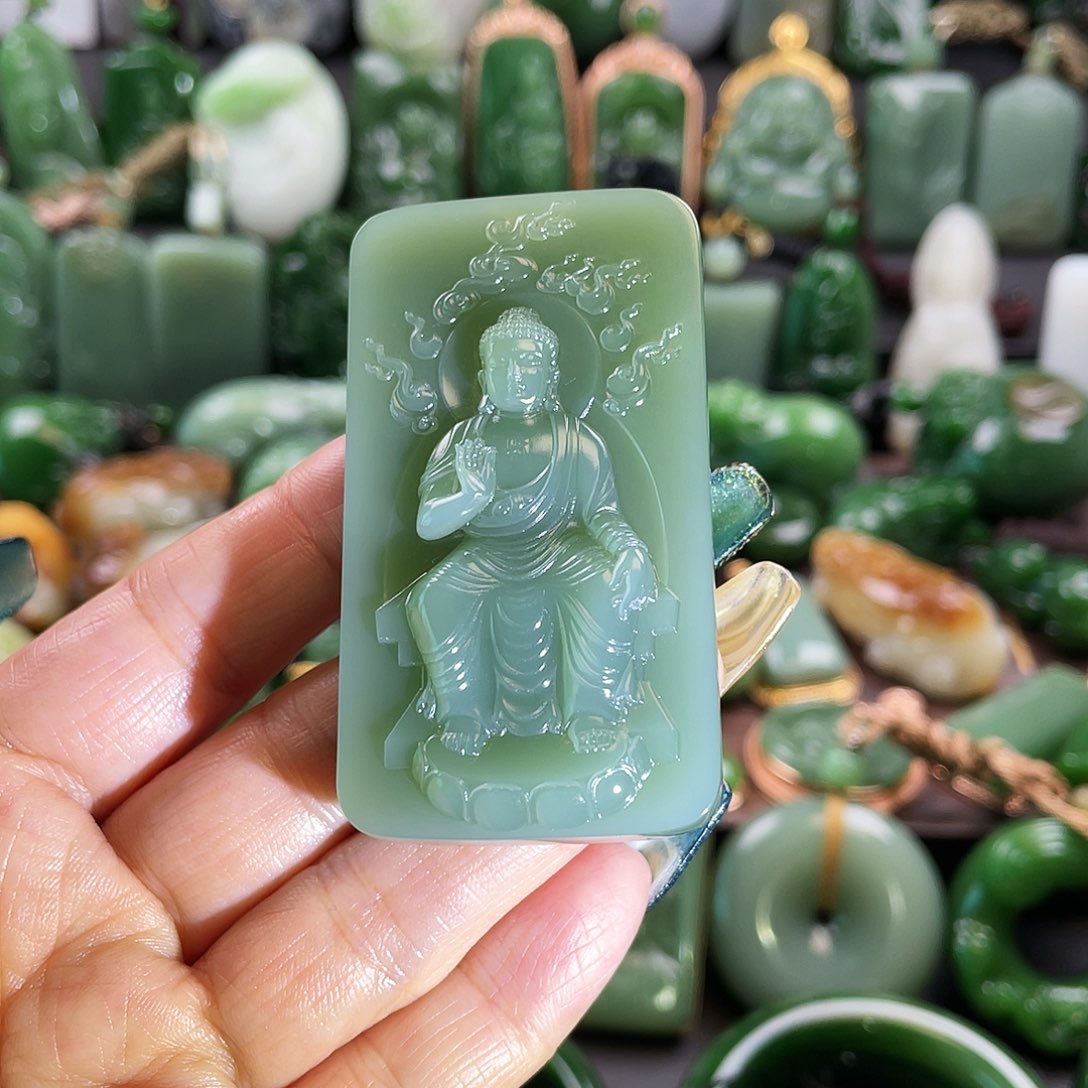 和田玉挂件未镶嵌竹****?