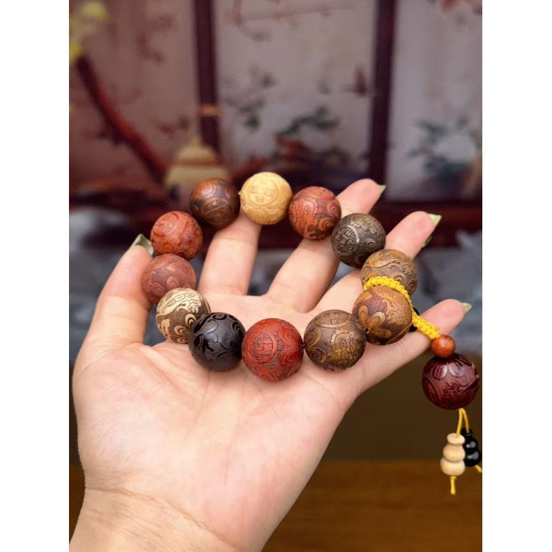 J0256 精品手串无礼盒