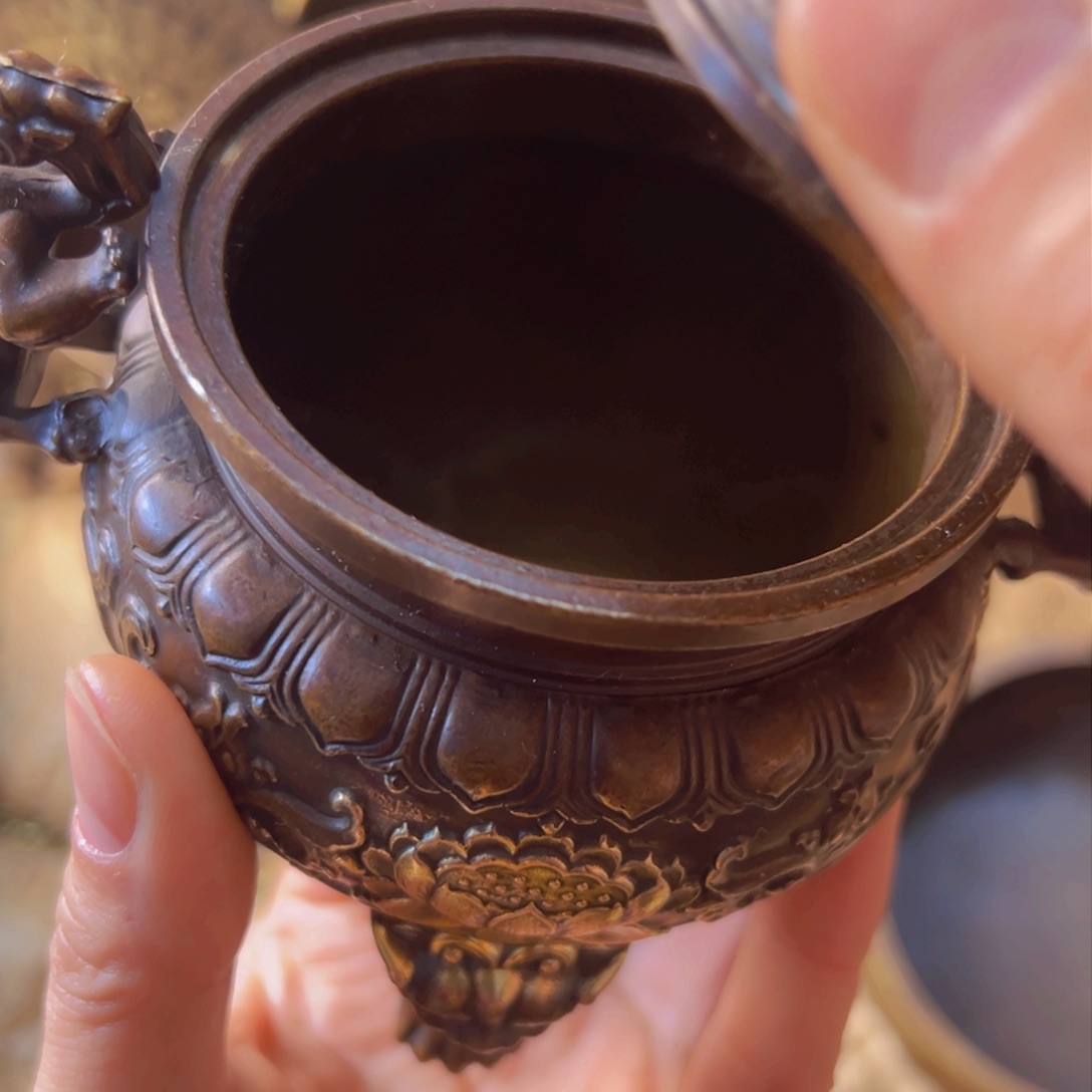原矿风磨铜熏香炉