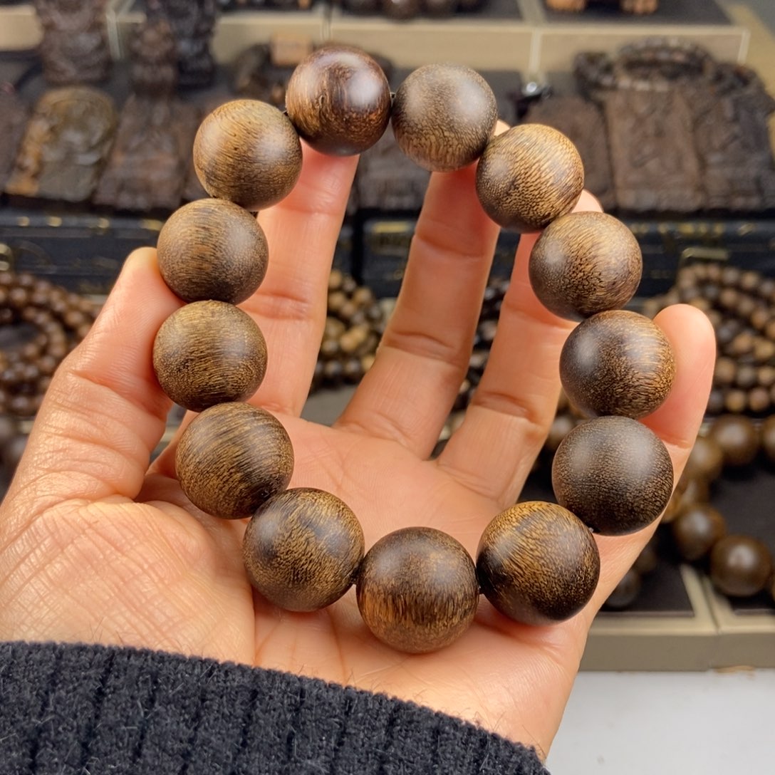 沉香手串冷***界越南芽庄白棋玉化留疤