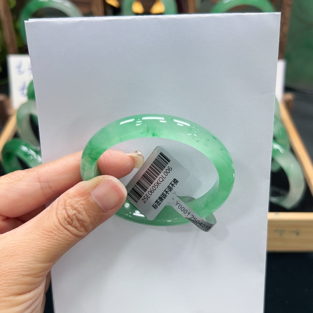 未镶嵌手镯石英质玉➕佳佳515253