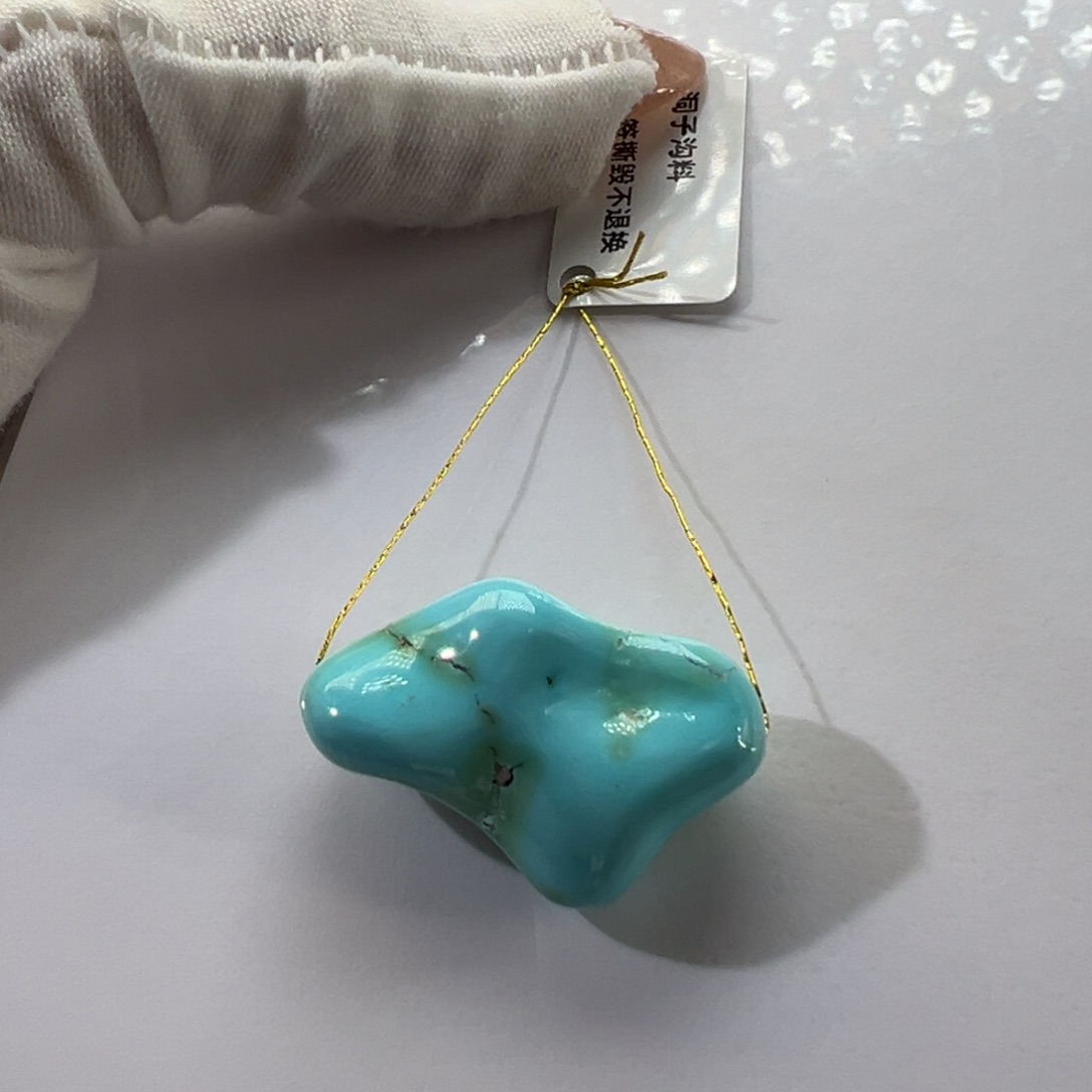 绿松石未镶嵌挂件