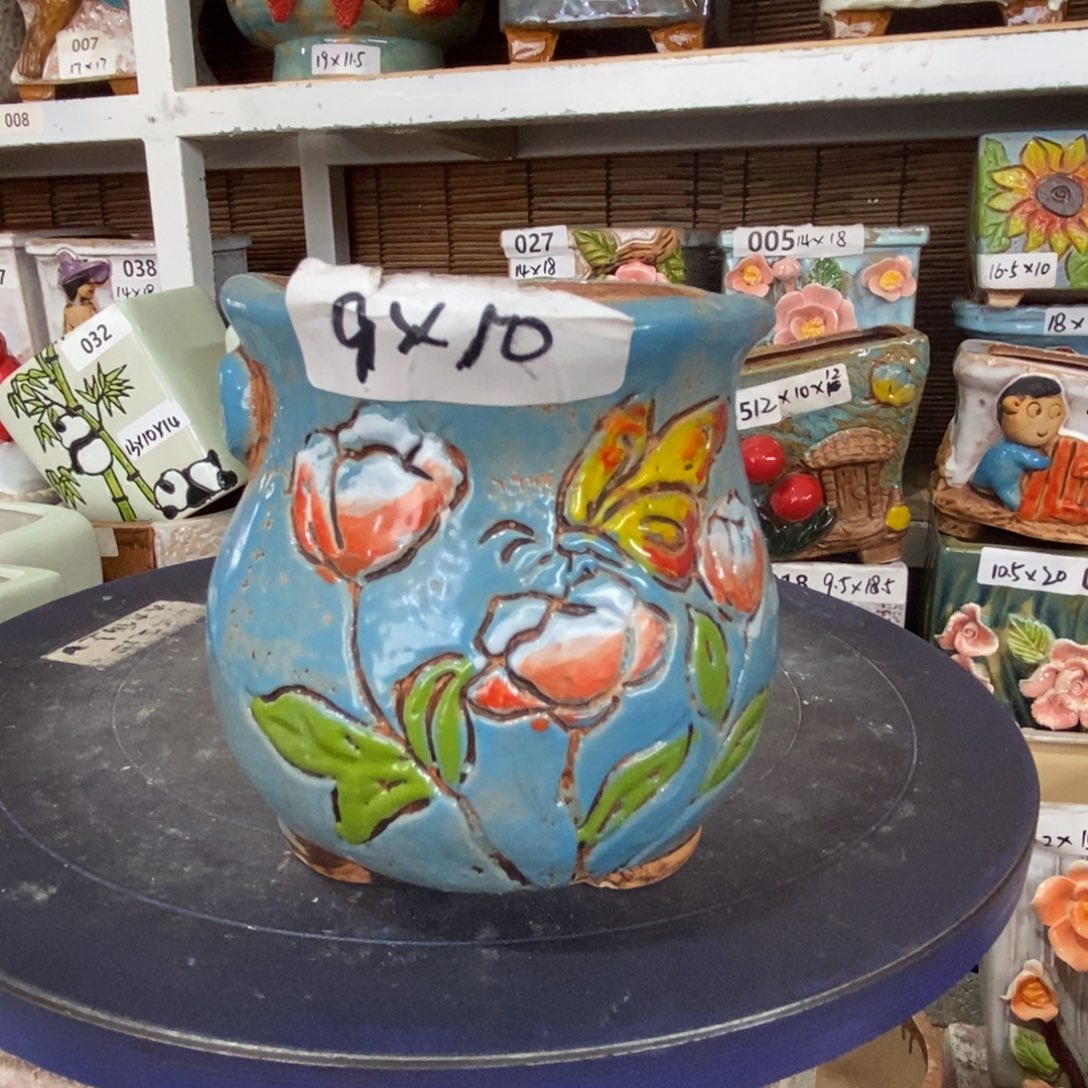 【闪购商品】有。     