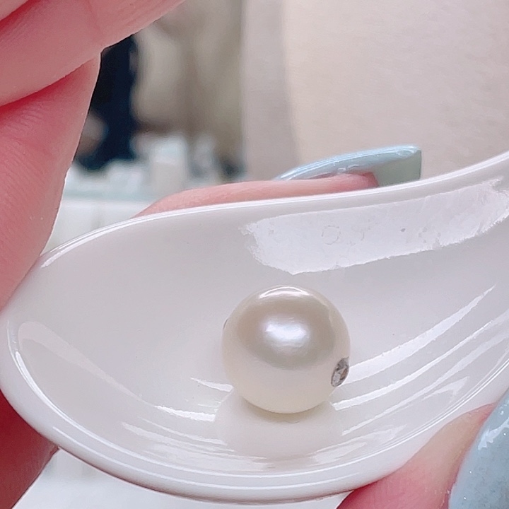 淡水珍珠18K金镶嵌颈饰