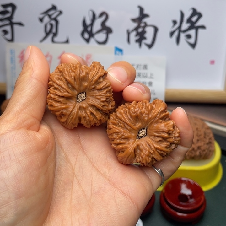 文玩核桃吊坠起***难39尺拉丝凹底高炮天残