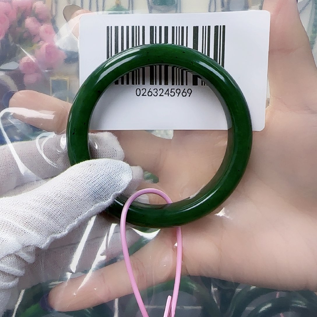 和田玉（碧玉）手镯未镶嵌5859