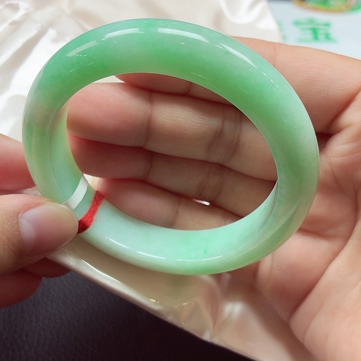 翡翠未镶嵌手镯天然缅甸A货翡翠