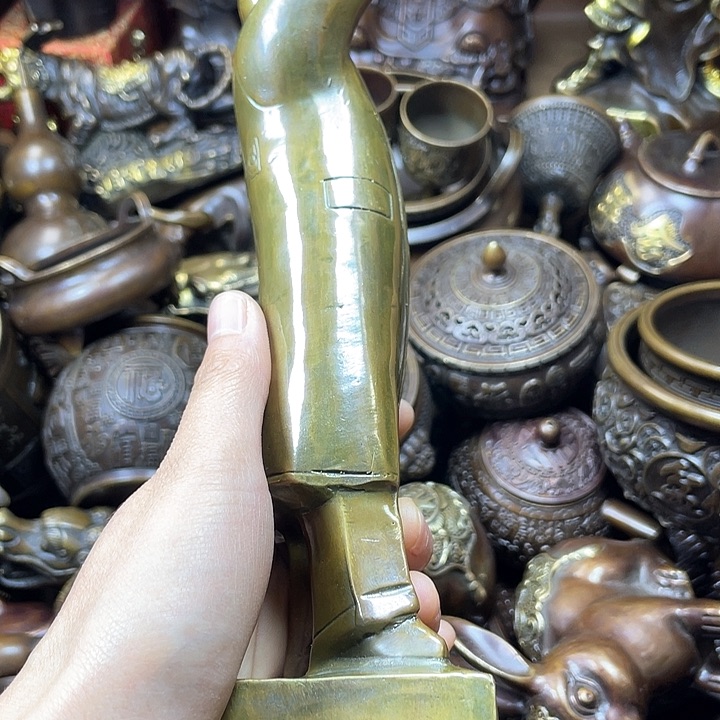 全是铜铜铜器铜器