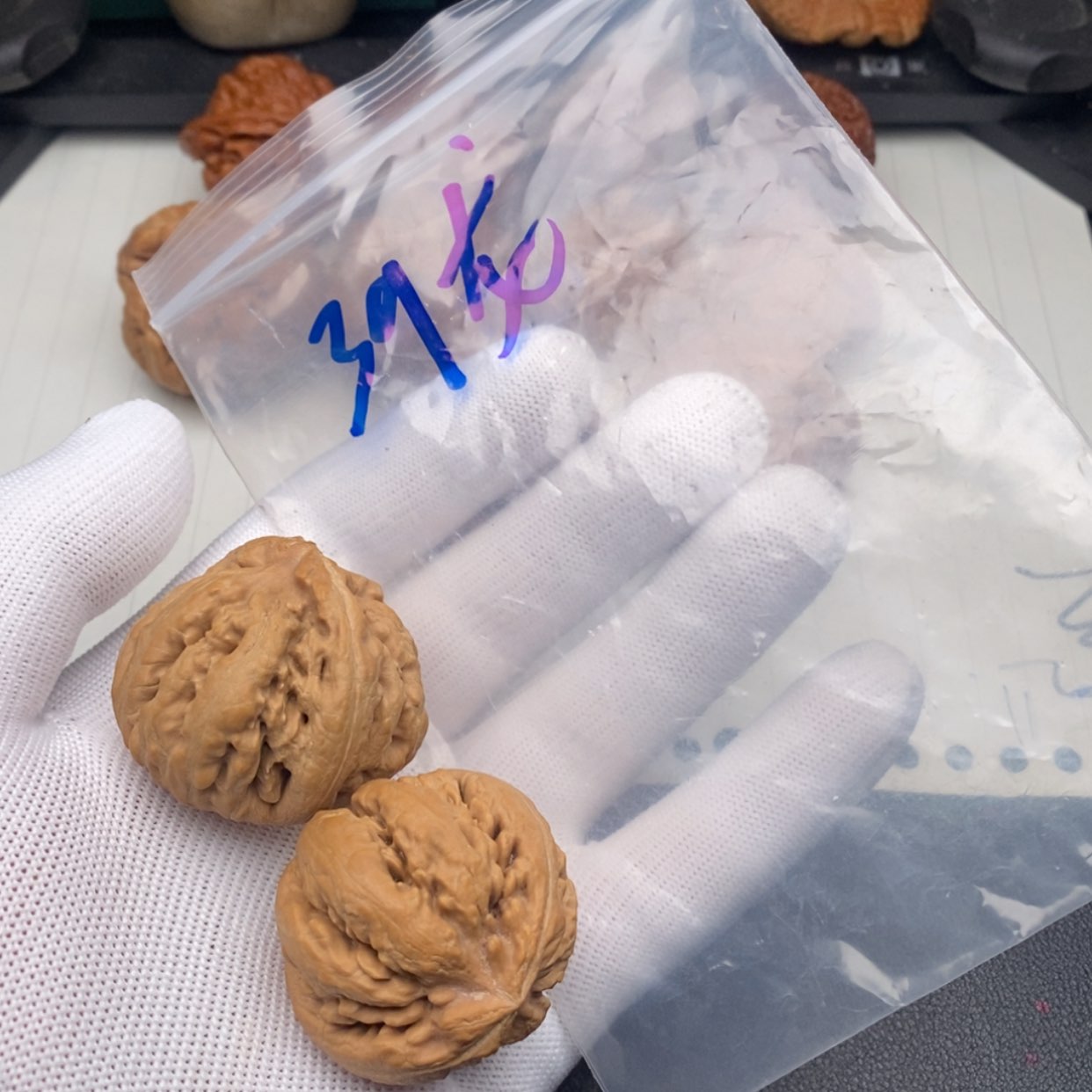 【闪购商品】文玩核桃吊坠霸王龙