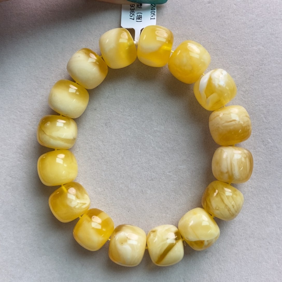 蜜蜡珠宝奇石未镶嵌18