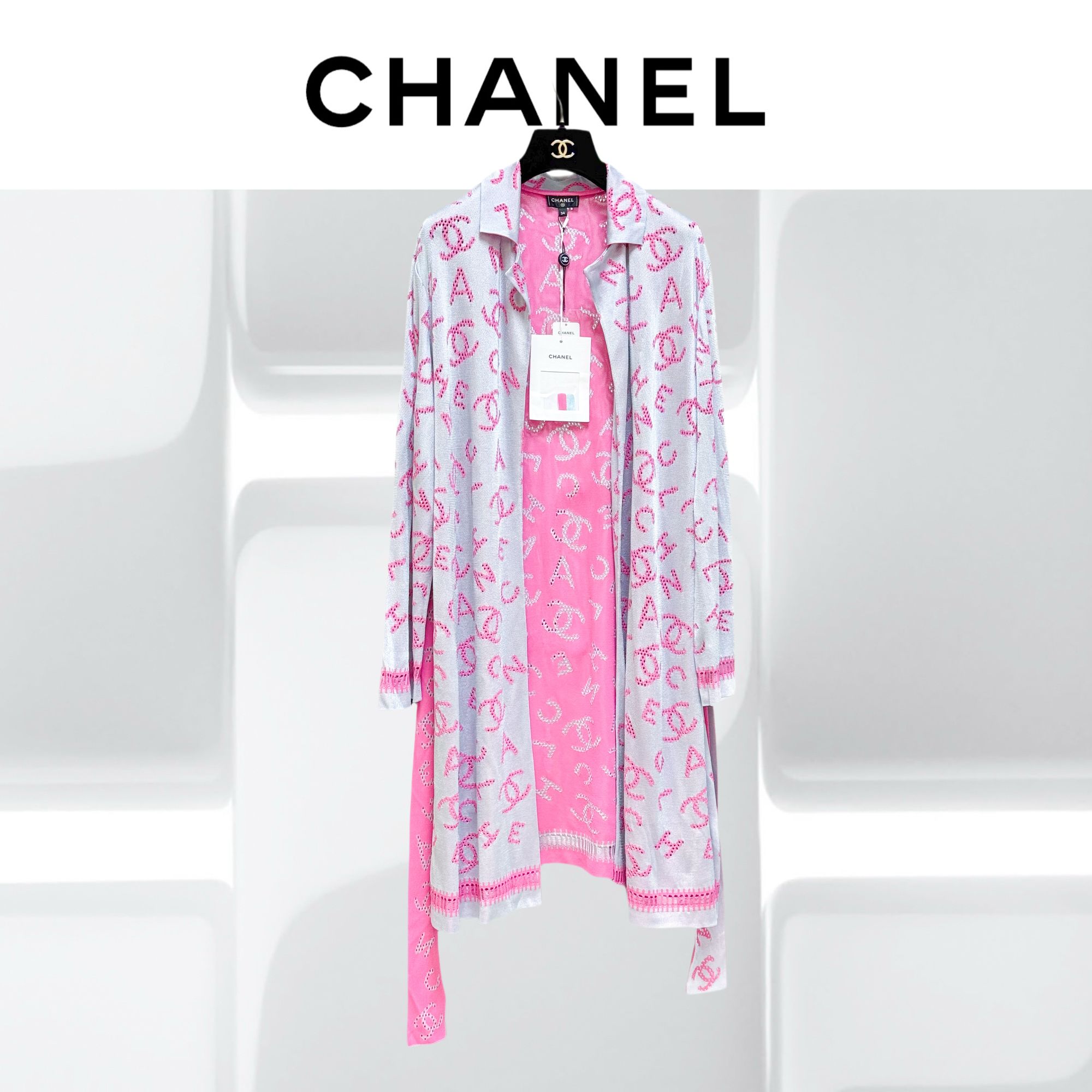 99新 Chanel/香奈儿 34码20C灰粉拼色双C长款开衫，有腰带