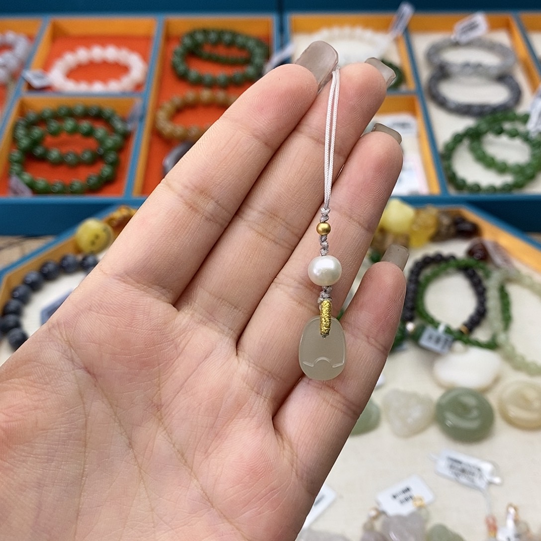 和田玉未镶嵌手链w2手机挂