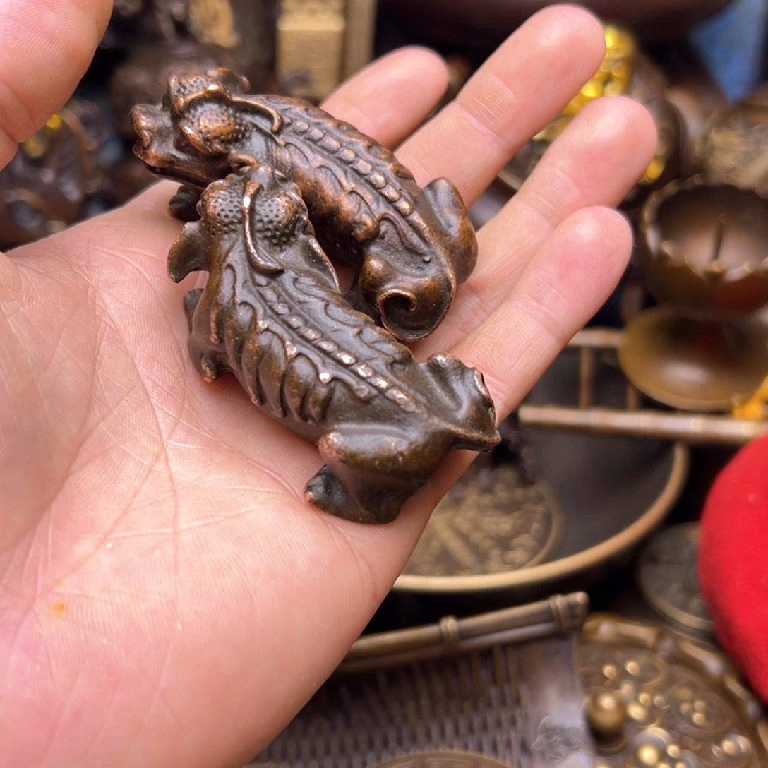 精美铜器点击下单